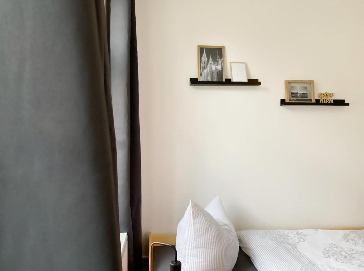 Elbnahe Ferienwohnung Mit 2 Schlafzimmern Coswig  Exterior foto